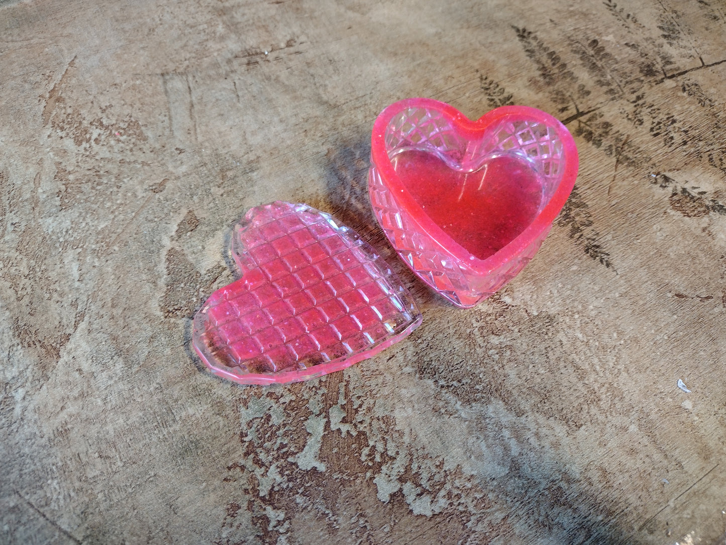 Bright Pink Heart Shape Box with Lid