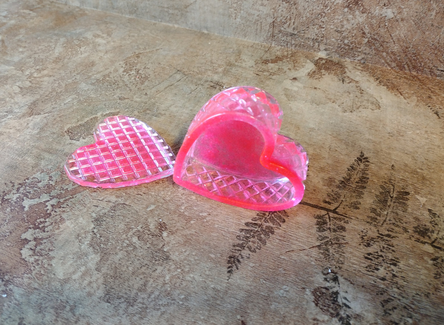 Bright Pink Heart Shape Box with Lid